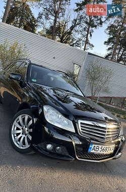 Універсал Mercedes-Benz C-Class 2012 в Вінниці