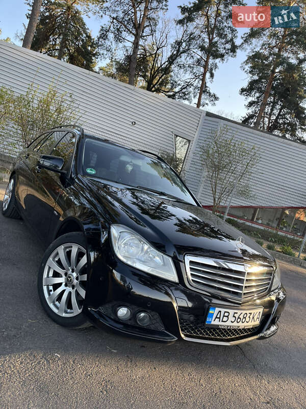 Mercedes-Benz C-Class 2012