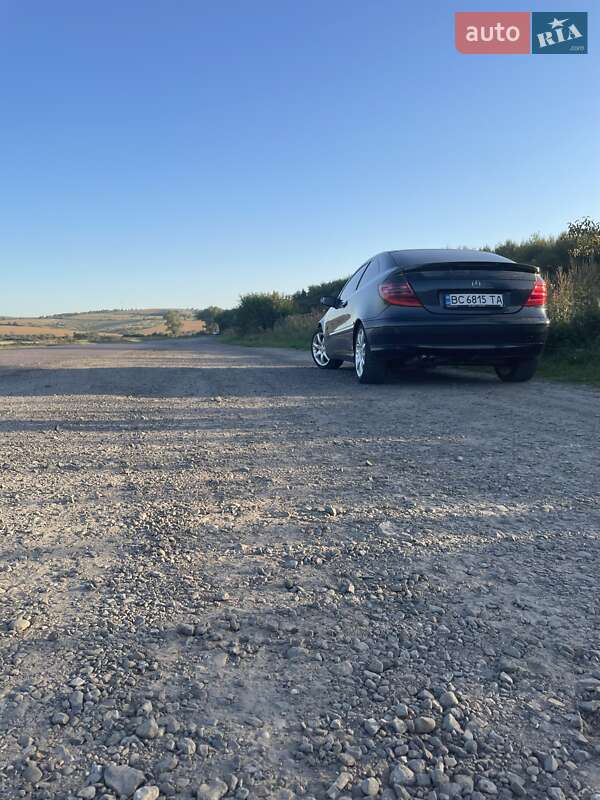 Купе Mercedes-Benz C-Class 2003 в Львове