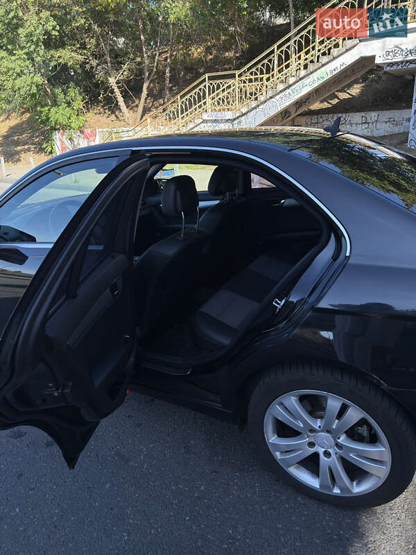 Седан Mercedes-Benz C-Class 2008 в Одессе