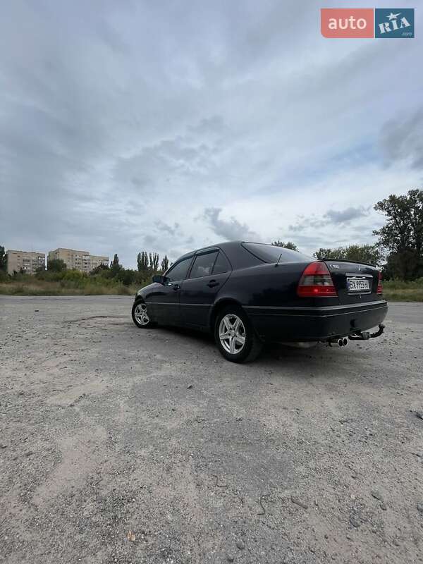 Седан Mercedes-Benz C-Class 1996 в Виннице