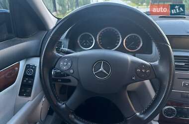 Седан Mercedes-Benz C-Class 2010 в 