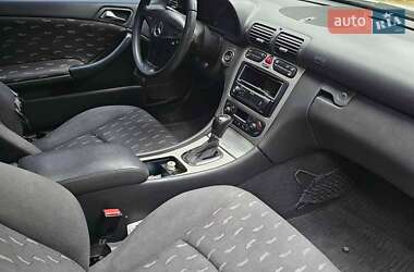 Купе Mercedes-Benz C-Class 2001 в 