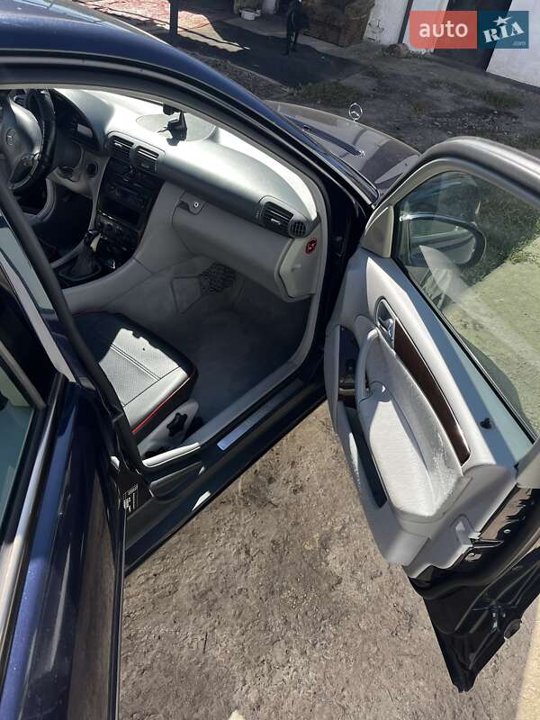 Седан Mercedes-Benz C-Class 2000 в Тетиеве