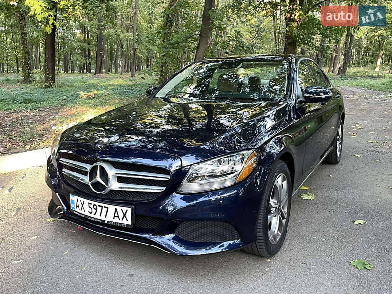 Седан Mercedes-Benz C-Class 2017 в 