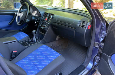 Универсал Mercedes-Benz C-Class 2000 в 