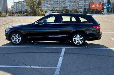Универсал Mercedes-Benz C-Class 2015 в 