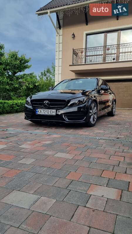 Седан Mercedes-Benz C-Class 2017 в Киеве