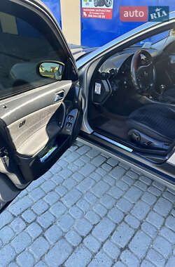 Седан Mercedes-Benz C-Class 2004 в Івано-Франківську