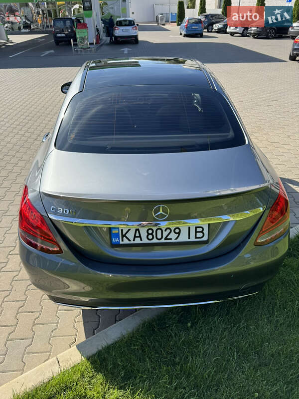 Седан Mercedes-Benz C-Class 2016 в Киеве