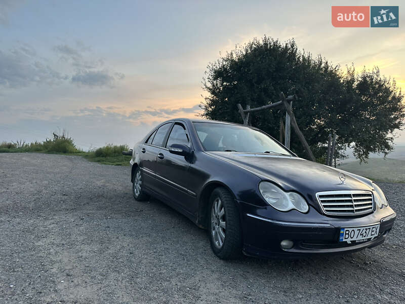 Mercedes-Benz C-Class 2001