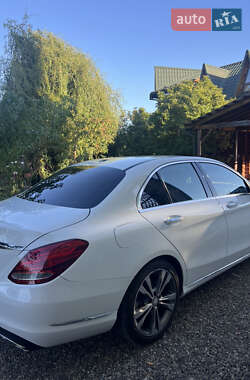 Седан Mercedes-Benz C-Class 2016 в Косове