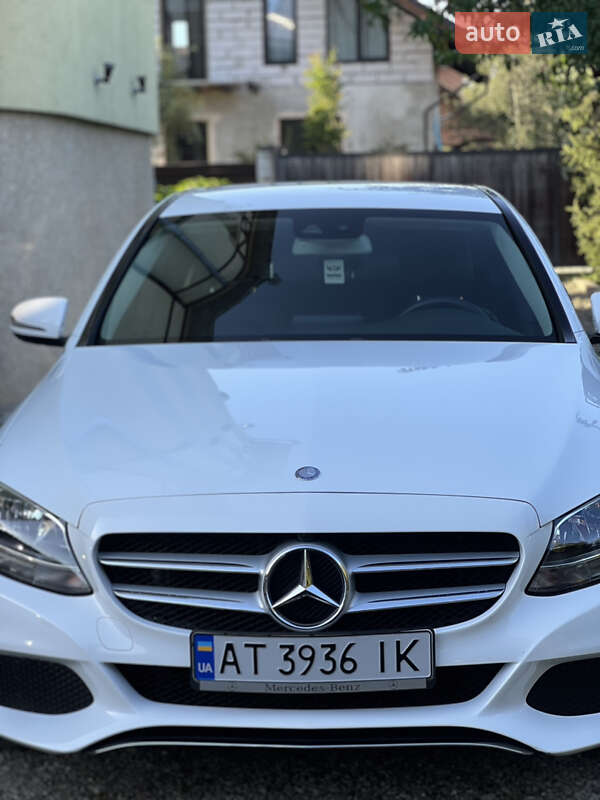 Седан Mercedes-Benz C-Class 2016 в Косові
