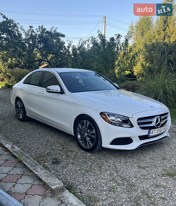 Седан Mercedes-Benz C-Class 2016 в Косові