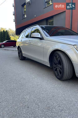 Универсал Mercedes-Benz C-Class 2008 в 
