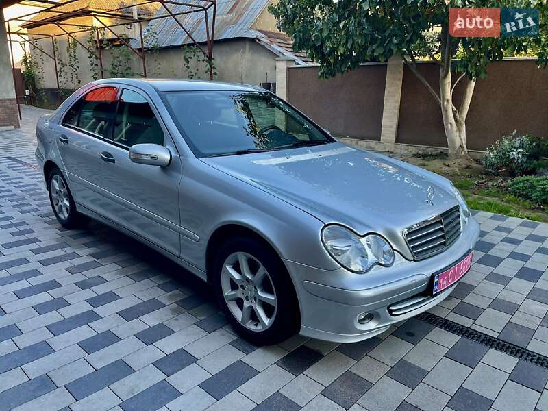 Седан Mercedes-Benz C-Class 2007 в 