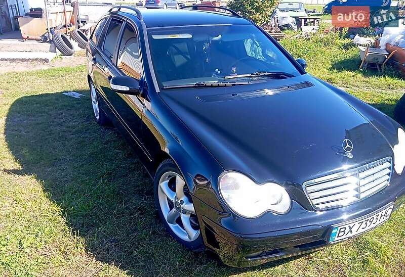 Універсал Mercedes-Benz C-Class 2003 в Хмельницькому
