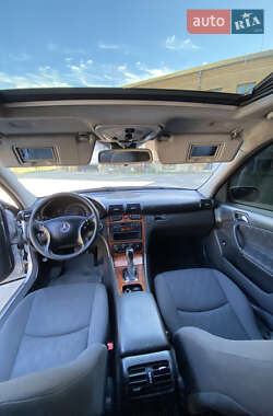 Седан Mercedes-Benz C-Class 2001 в 