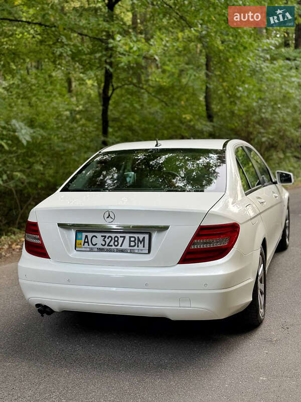 Седан Mercedes-Benz C-Class 2011 в Луцьку
