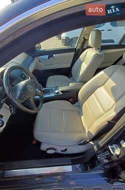 Універсал Mercedes-Benz C-Class 2012 в 