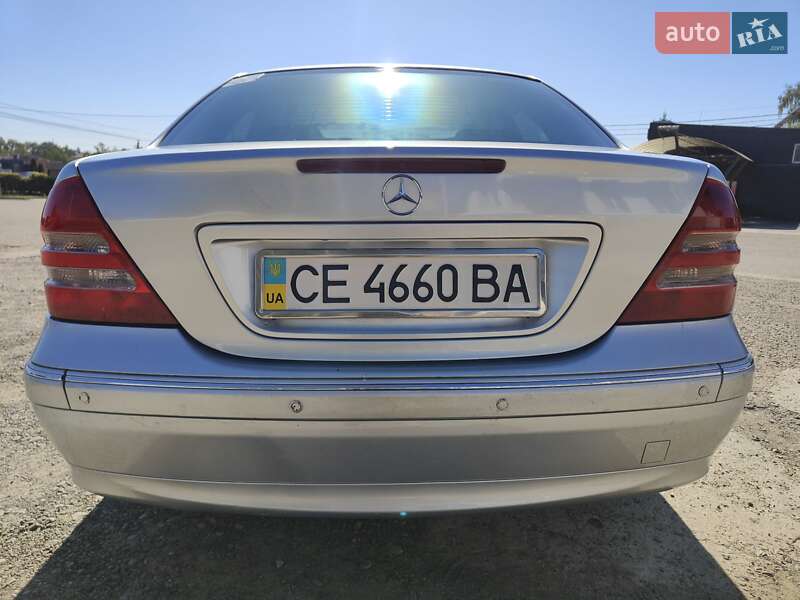 Седан Mercedes-Benz C-Class 2001 в Черновцах