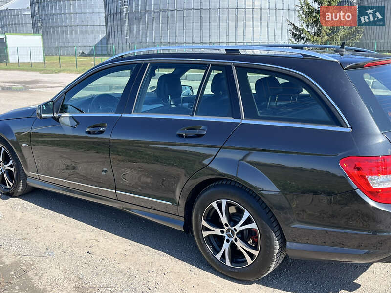 Универсал Mercedes-Benz C-Class 2014 в Сумах