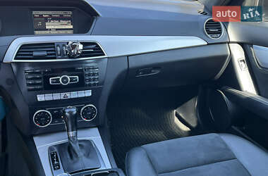 Универсал Mercedes-Benz C-Class 2014 в 