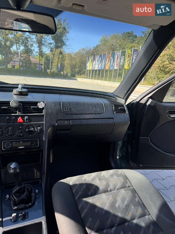 Седан Mercedes-Benz C-Class 1998 в Виннице фото 54 Седан Mercedes-Benz C-Class 1998 в Виннице