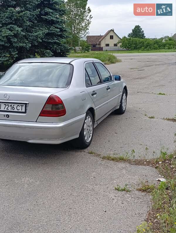 Седан Mercedes-Benz C-Class 1994 в Лубнах фото 4 Седан Mercedes-Benz C-Class 1994 в Лубнах