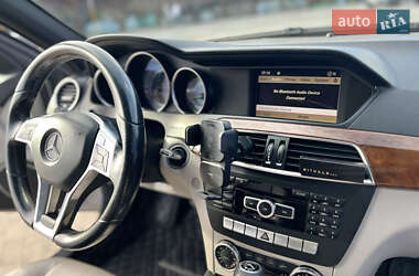 Седан Mercedes-Benz C-Class 2011 в 