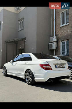 Седан Mercedes-Benz C-Class 2013 в Києві