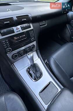 Седан Mercedes-Benz C-Class 2007 в 