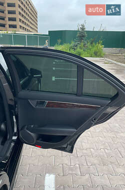 Седан Mercedes-Benz C-Class 2011 в 