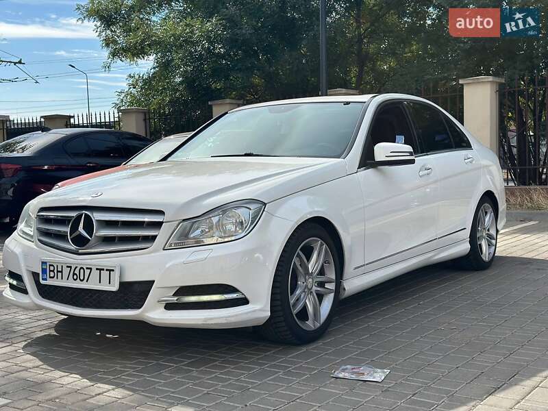 Седан Mercedes-Benz C-Class 2013 в 