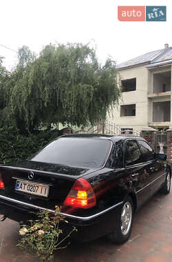 Седан Mercedes-Benz C-Class 1995 в 
