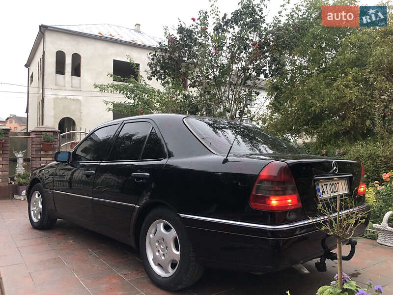 Седан Mercedes-Benz C-Class 1995 в Ивано-Франковске
