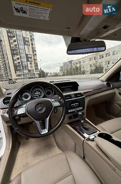 Седан Mercedes-Benz C-Class 2013 в 