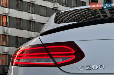 Купе Mercedes-Benz C-Class 2017 в 