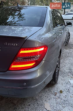 Седан Mercedes-Benz C-Class 2013 в 