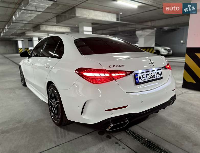 Седан Mercedes-Benz C-Class 2022 в Днепре