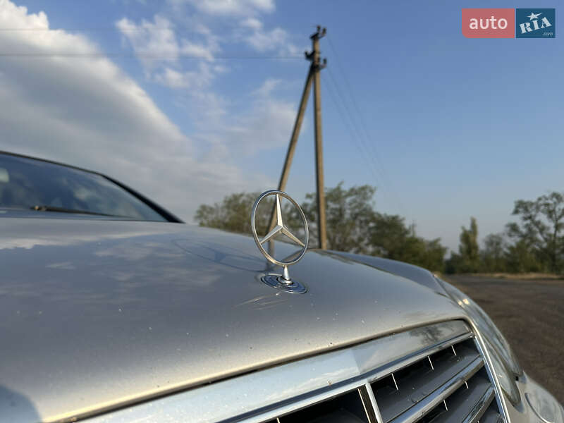 Седан Mercedes-Benz C-Class 2004 в Запоріжжі