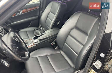 Седан Mercedes-Benz C-Class 2010 в 