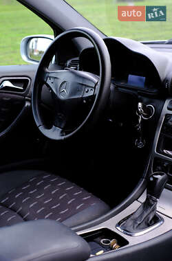 Купе Mercedes-Benz C-Class 2003 в 