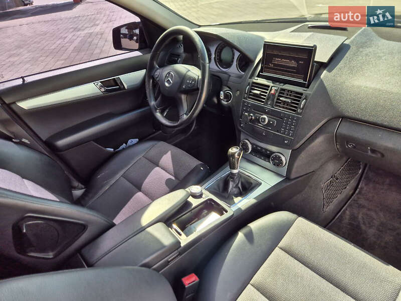 Універсал Mercedes-Benz C-Class 2008 в Кам'янець-Подільському