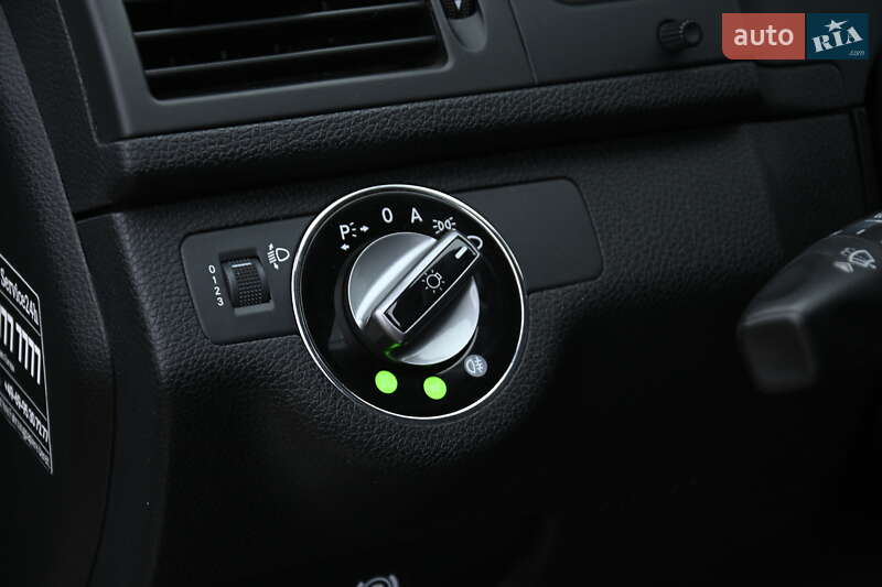 Седан Mercedes-Benz C-Class 2009 в Бердичеве