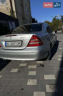 Седан Mercedes-Benz C-Class 2002 в 