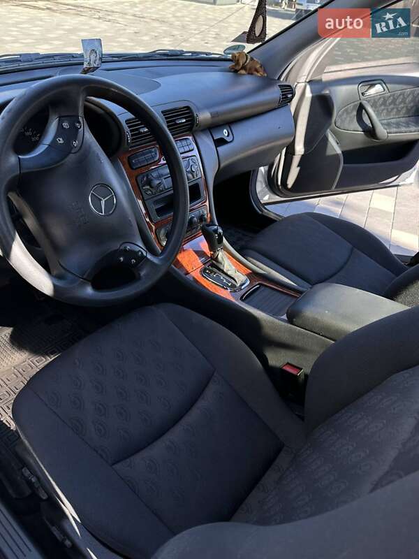 Седан Mercedes-Benz C-Class 2002 в Бучачі