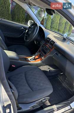 Седан Mercedes-Benz C-Class 2002 в 
