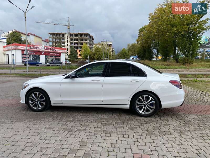 Седан Mercedes-Benz C-Class 2016 в Ивано-Франковске