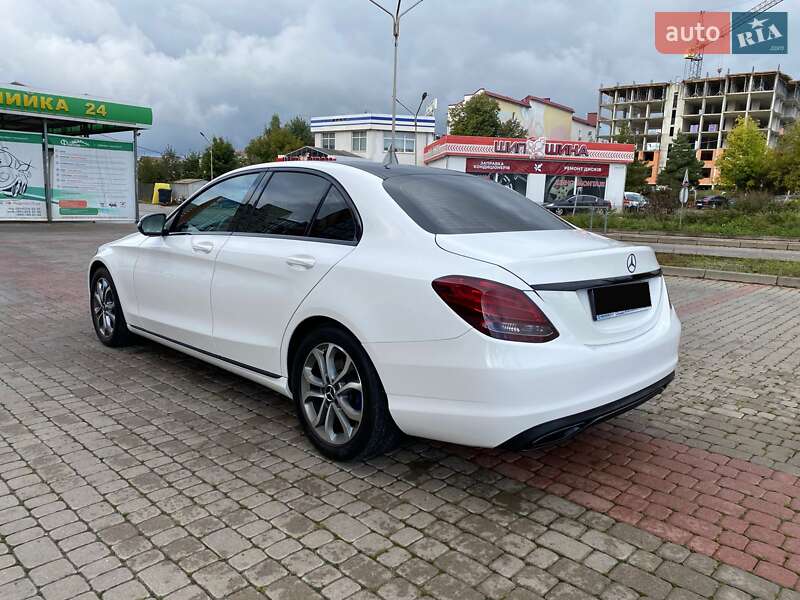 Седан Mercedes-Benz C-Class 2016 в Ивано-Франковске